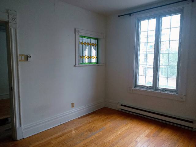 Beau 5 1/2 pres du metro papineau, 2e etage duplex