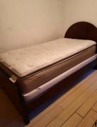 $ 490:Room with private bath: 7 min walk to baseline transit stn