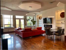 Condo 4 1/2 meublé à Outremont. Terme flexible