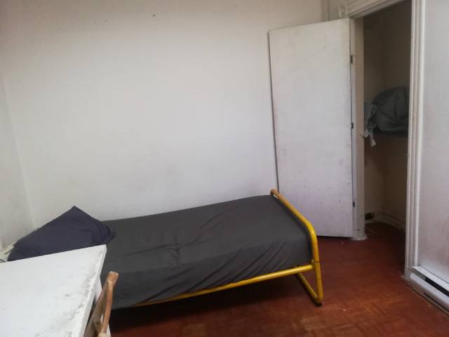 private room metro Frontenac all include