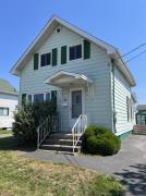 45 SPRUCE - 3 BEDROOM HOME - SMALL DOG WELCOME - AVAIL NOW