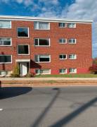 2 Bedroom/Heat&Lights Incl/By Uninversity& Hospitals