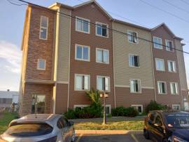 Bachelor apartment available to rent. $800 per month all incl.