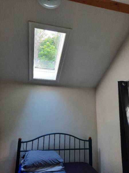 Room rental daily/weekly. In family home. Clean. Quiet.