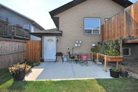 2 bedrm duplex for Sept. 30th in Clearview area of RD