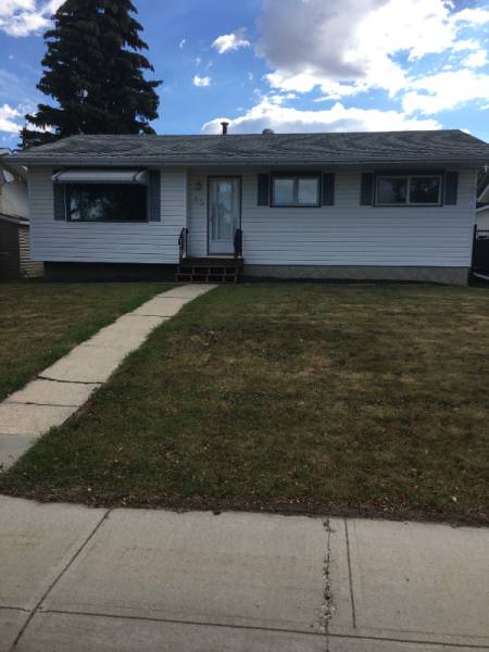 4 Bedroom House in Spruce Grove