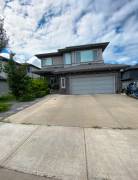 Short term rental available Oct 1.