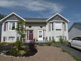 TIMBERLEA CHARMING 3 BEDROOM LARGE PRIVATE YARD