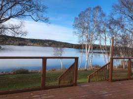 Charming waterfront home available to rent for 6 months