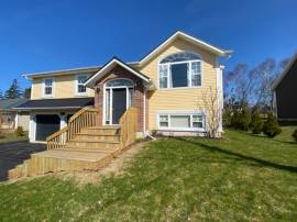 For Rent-5 Bedroom 3 Bath House in Desirable Charlottetown Area