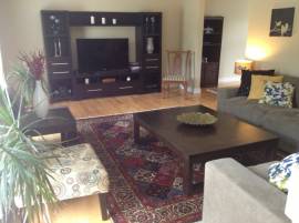 4 Bedroom House in One of the Best Neighborhoods in Town!