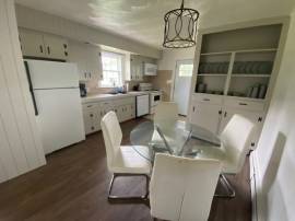 3 Bedroom 1.5 bath -All inclusive -Clyde River