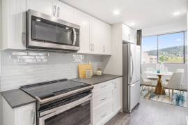 Burnaby 1 Bedroom Apartment for Rent - 7376 Halifax Street