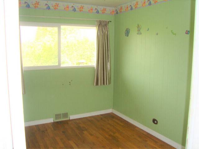 $2950 / 1400 sq. ft, 3 bedroom 1 bathroom in in North Burnaby