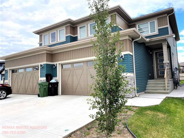 UPPER LEVEL 3 BED, 2.5 BATH, SF HOME W/ BONUS RM, & DBL ATTACHED
