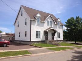 1 BED - DOWNTOWN - IN UNIT LAUNDRY - AVAIL NOV 1ST