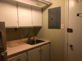 U53-1 room + shared bathroom in Uptown rooming house