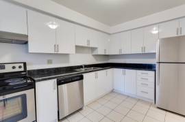 Large Renovated 3 Bedroom Townhouse