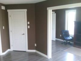 Room Available: ~700+sqf