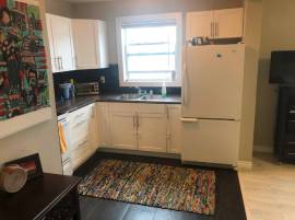 1 bedroom apartment downtown Moncton available for Oct/ Nov