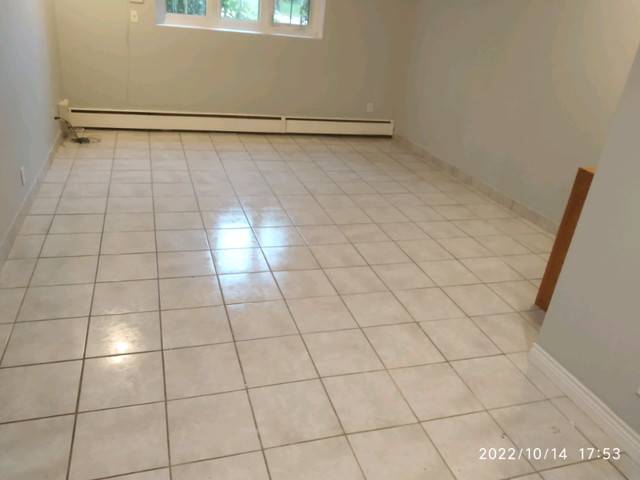 Living space available for rent: heat light wifi included.