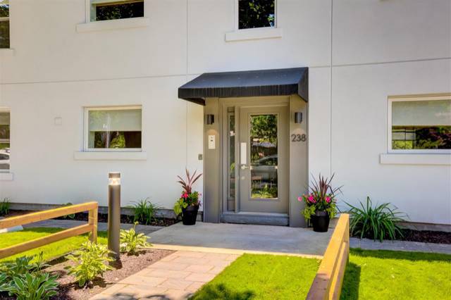 Luxury Two Bedroom Apartment in Bloor West - Swansea