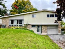Large 6-bedroom house, easy access CU, AC, OU, available now