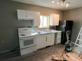 Weston 3 bedroom bungalow for rent nov 15th