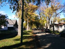 Large, 3 Bedroom, Single Family House for Rent. Boyd Ave.