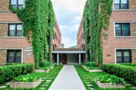 346 Broadway- 1/2 Mo Free & New A/C - 2 Bed 1 Bath