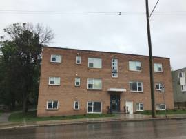 1 bedroom suite on Marion Street