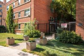 405 Assiniboine Ave- Colonial House- 2 Bedroom