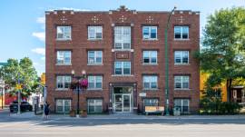 624 Broadway- The Commodor- 2 Bedroom