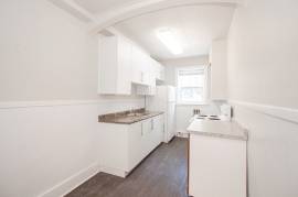 129 Lenore Street - One-Bedroom Suite Apartment for Rent