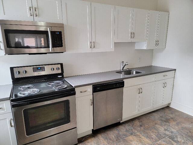 WINDEMERE APTS 224 KENNEDY ST.