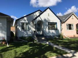 Two Bedroom Home in Wolseley/Westend available Dec 1.