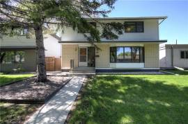 4 Bedroom 2+2 Washroom House for Rent in river heights