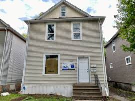 3 Bedroom Duplex Available Near Mountain Ave