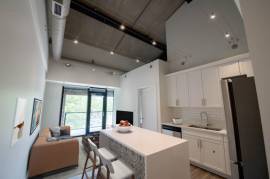 Luxury 2bed1bath Suite in North River Heights