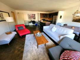 2 bedroom Executive 1080 sq ft fully furnished Suite