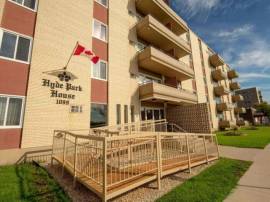 2 bd looking for short term near Grant mall