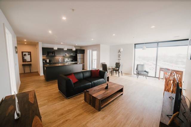 WIN- Furnished/Utilities/Wifi incl - 2BR unit at East Village.