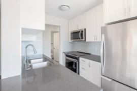 New Westminster 2 Bedroom Apartment for Rent - 720 Queens Avenue