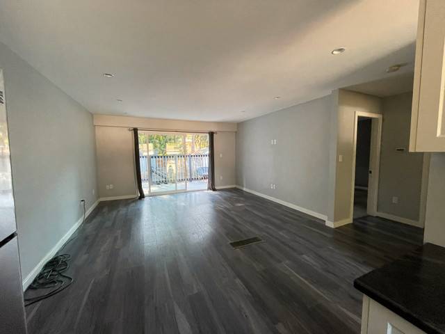 Pet friendly 4 bedroom 2 bathroom house