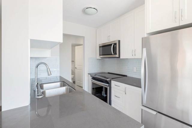 New Westminster 1 Bedroom Apartment for Rent - 720 Queens Avenue