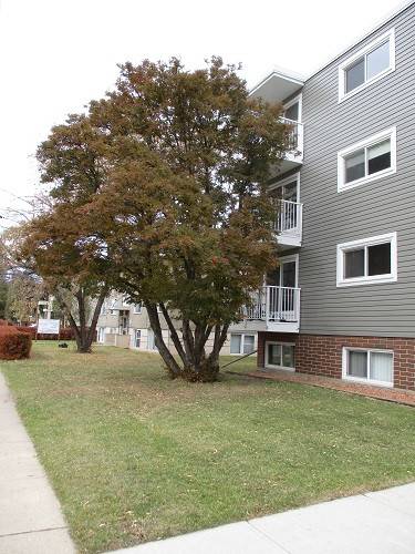 2 Bedroom Unit Across from Hospital!!