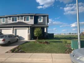 Looking for a female Roommate