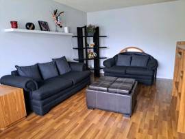 Fully -Furnished Mainfloor Bedroom for Rent