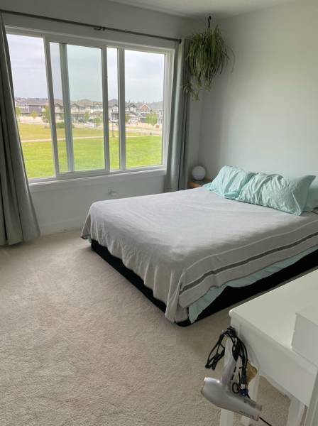 Master bedroom for rent, 600 Southwest of Edmonton.