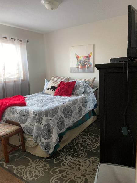 Furnished room for rent